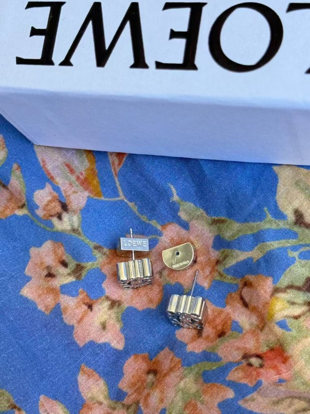 LOEWE Anagram Stud Earrings - Silver / Palladium Finish - Picture 4 of 5